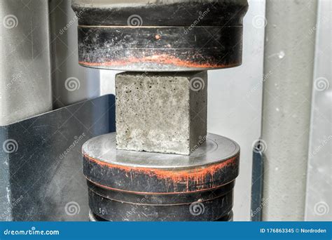 mortar cube compressive strength test|COMPRESSIVE STRENGTH TESTING THE CUBE .